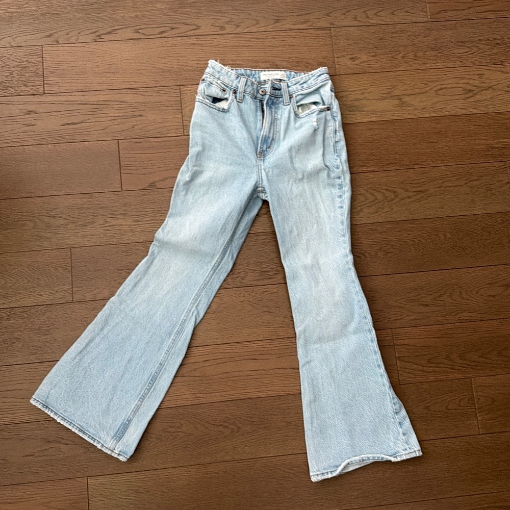 Abercrombie- Vintage Flare High Rise Curve Love - Picture 3 of 3